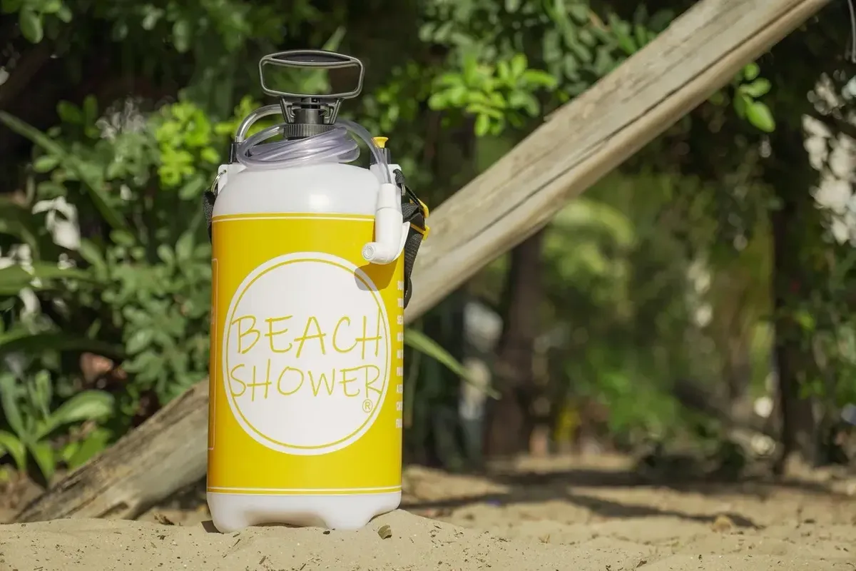 Ducha portátil Beach Shower na areia