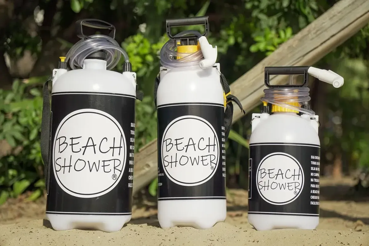 Os três tamanhos da Beach Shower lado a lado